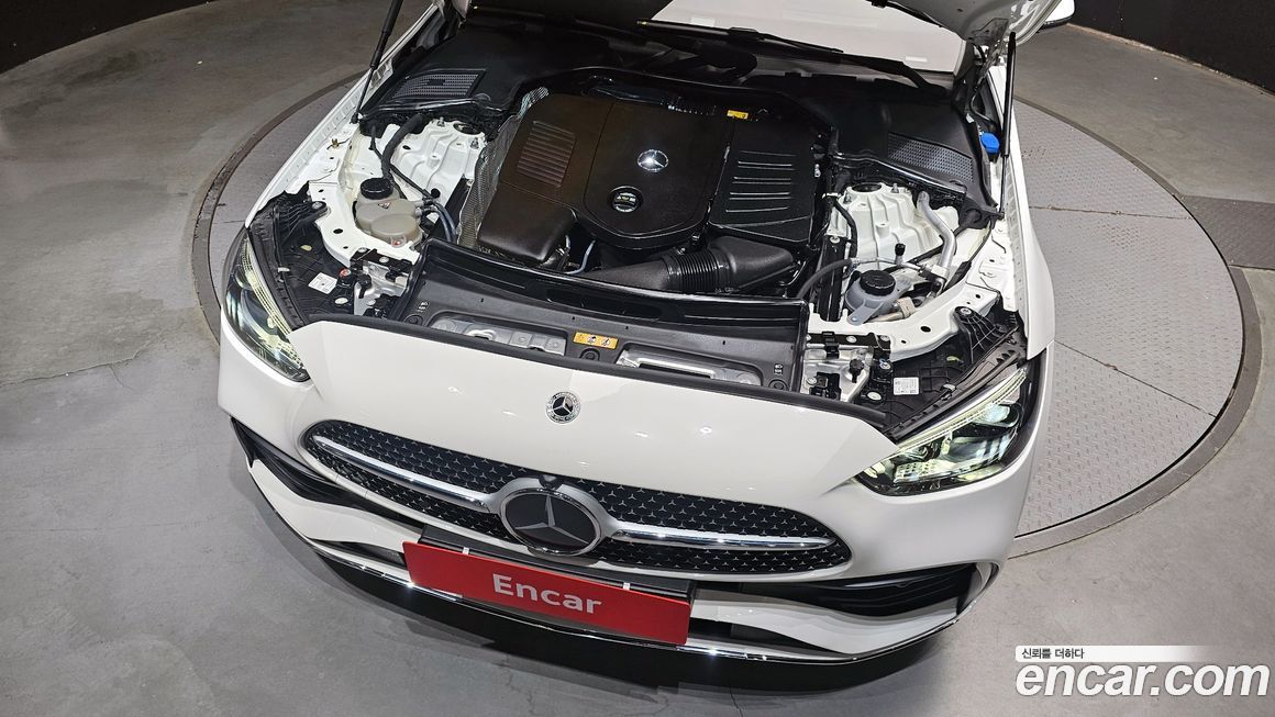 Mercedes-Benz C-Class 2023