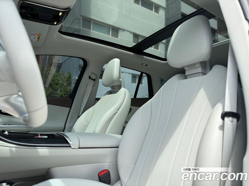 Mercedes-Benz EQE 2024