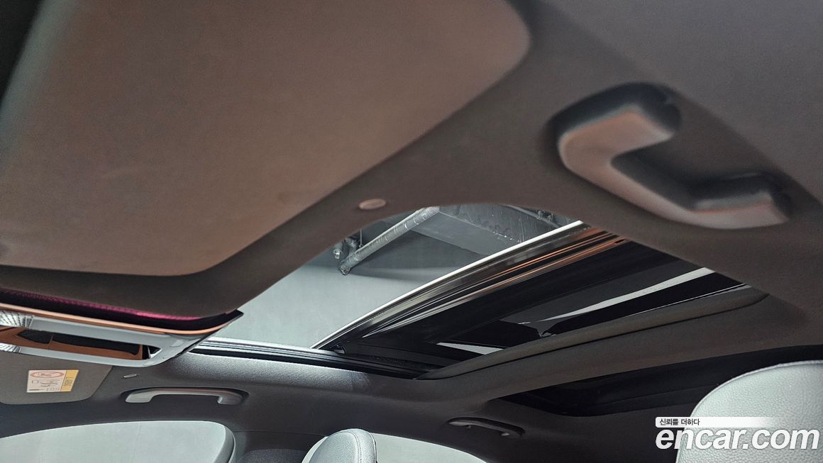 Mercedes-Benz C-Class 2023