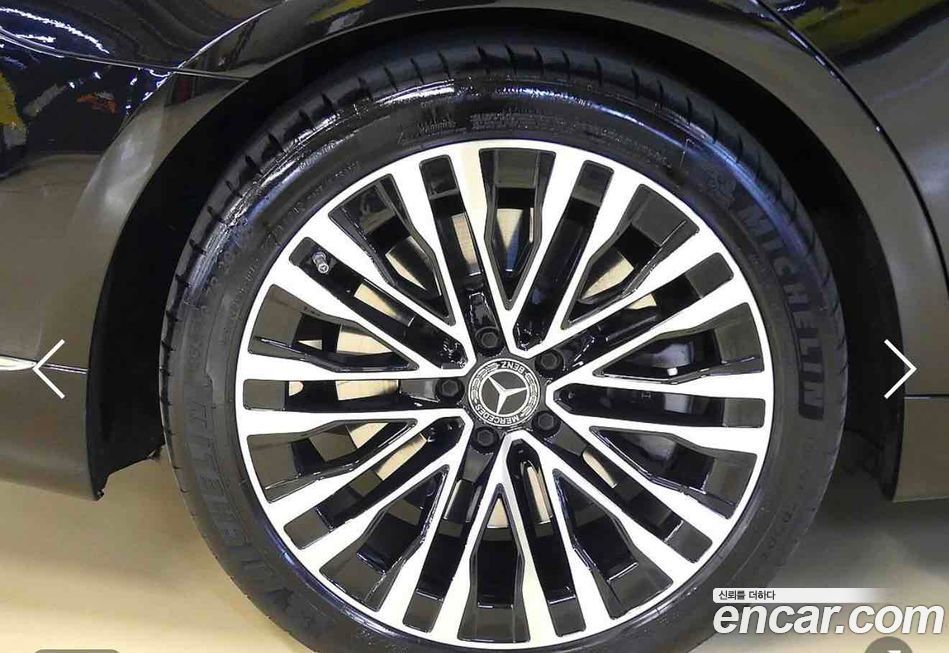 Mercedes-Benz S-Class 2021