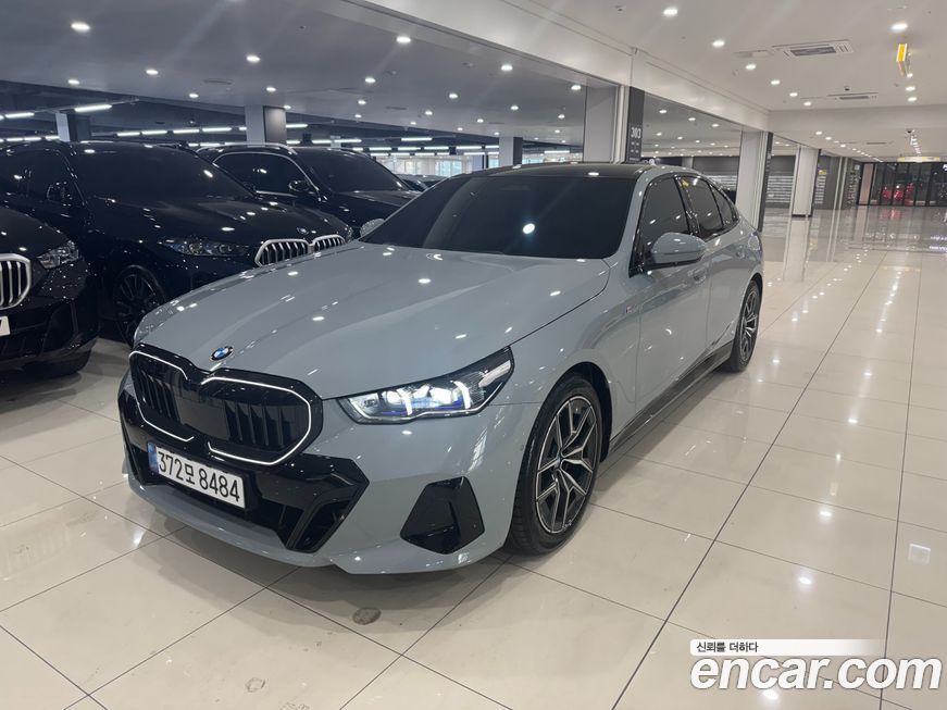 BMW 5-Series 2025