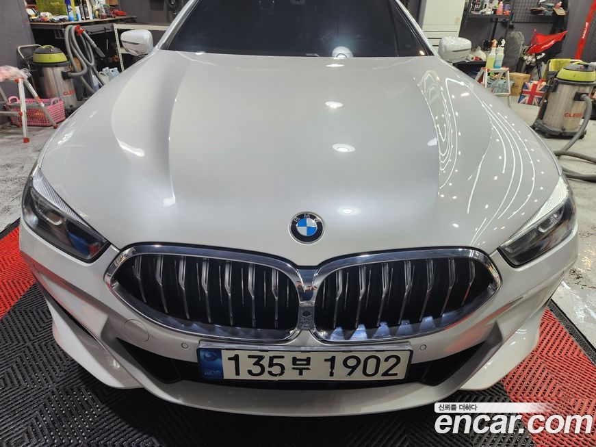 BMW 8-Series 2021