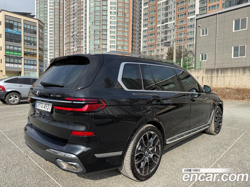 BMW X7 2025
