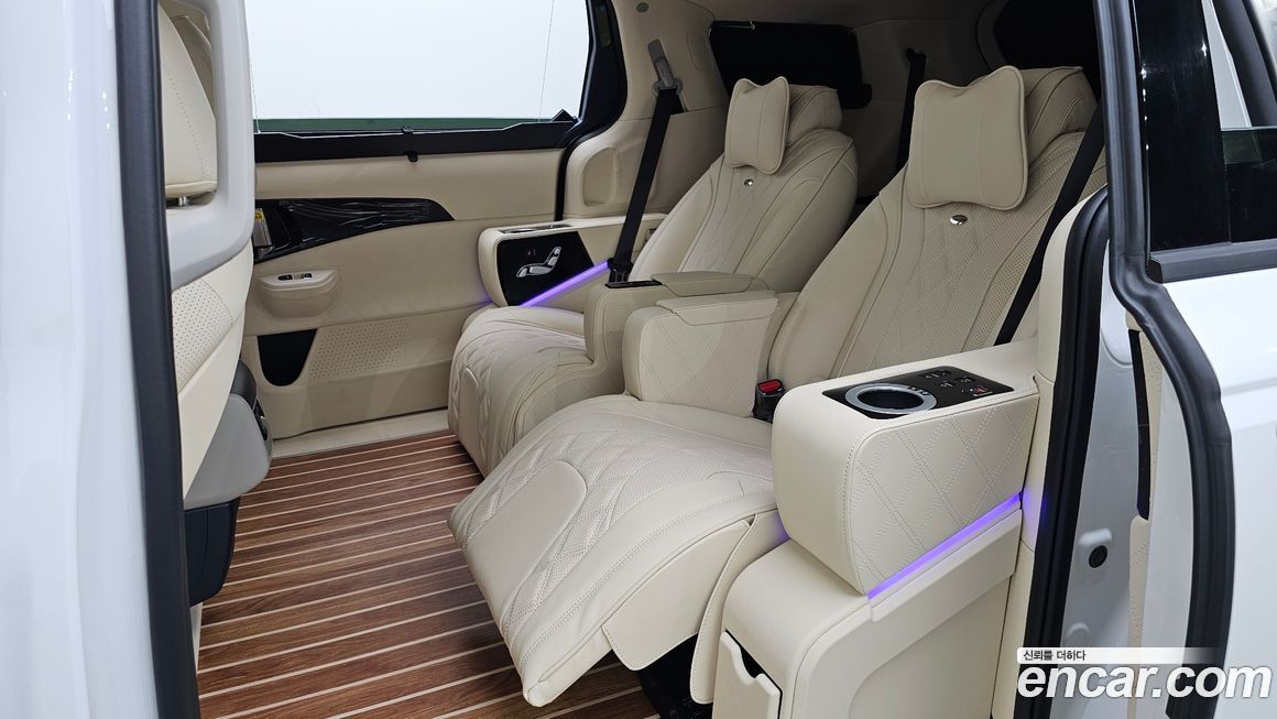 Kia Canival 2025