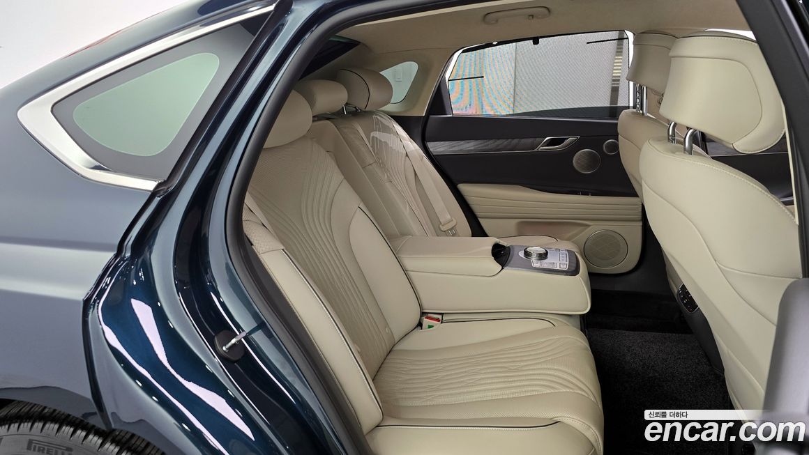 Genesis G80 2023