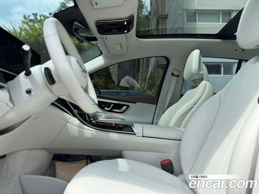 Mercedes-Benz EQE 2024