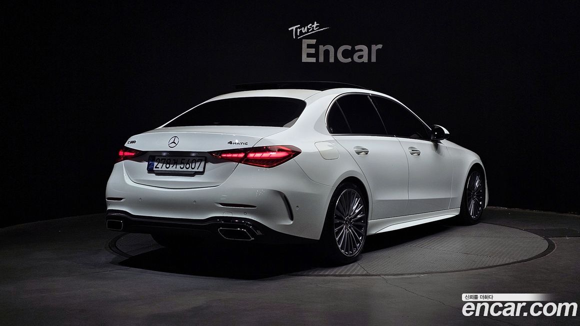 Mercedes-Benz C-Class 2023