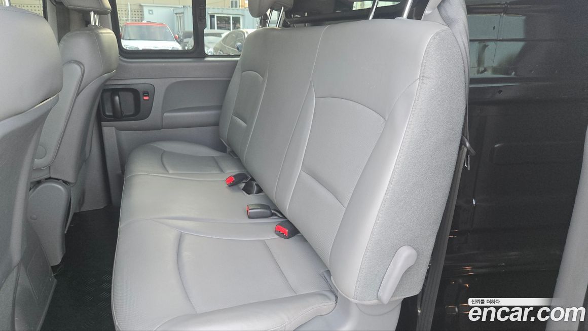 Hyundai Starex 2021