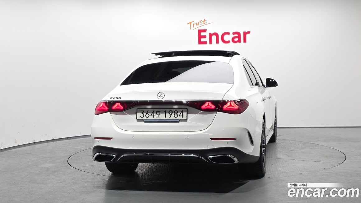 Mercedes-Benz E-Class 2026