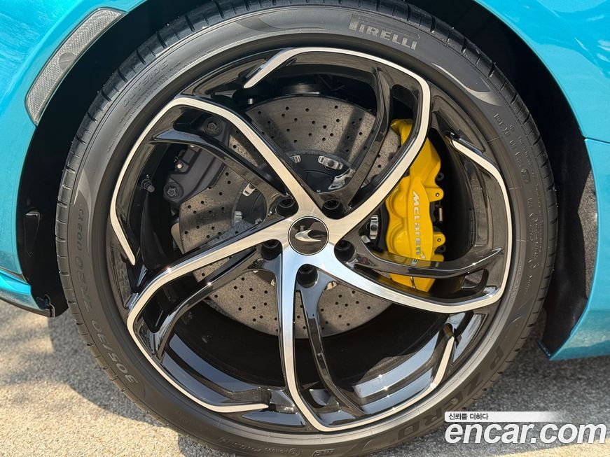 Mclaren 750S 2024