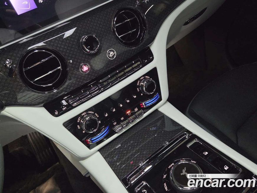 Rolls-Royce Spectre 2025