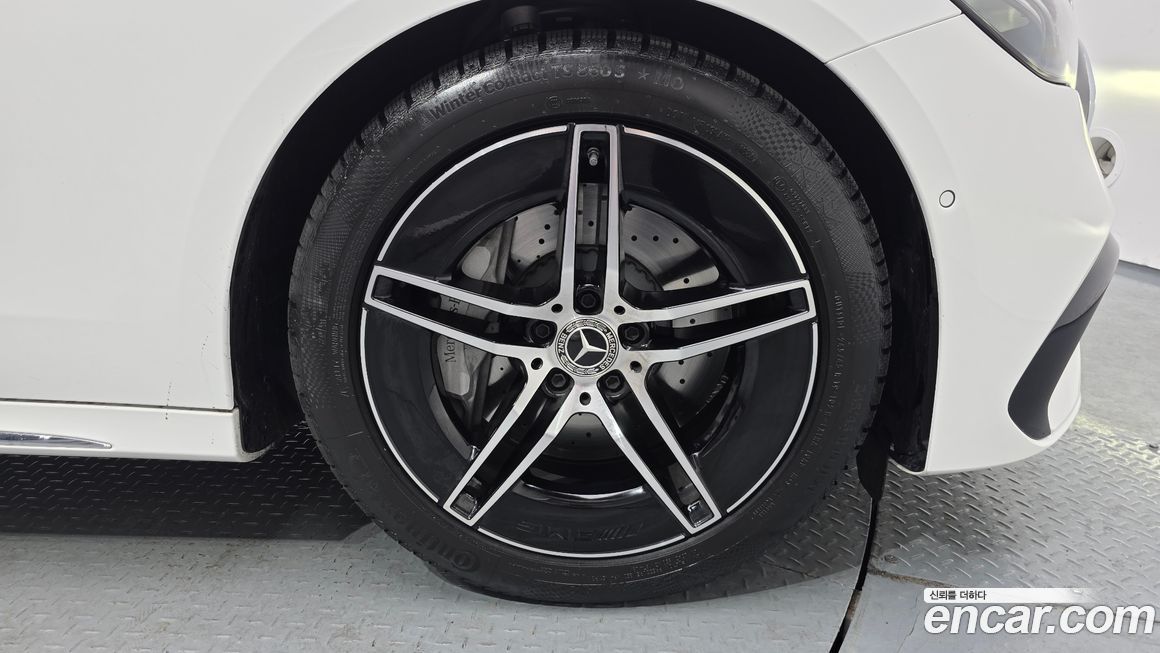 Mercedes-Benz E-Class 2026