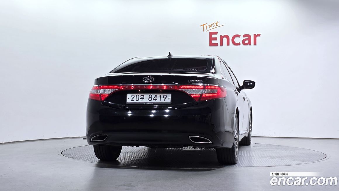 Hyundai Grandeur 2013