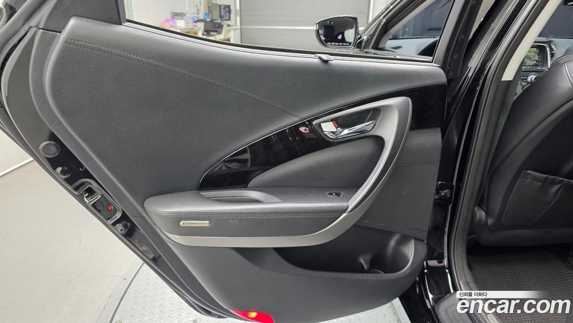 Hyundai Grandeur 2013