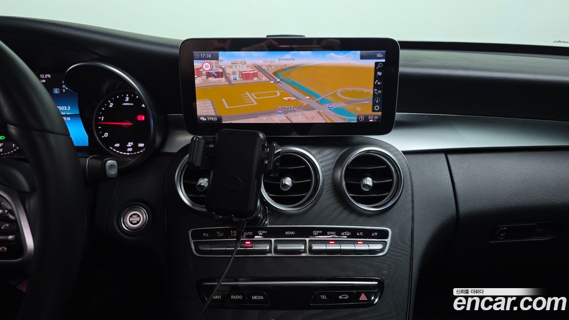Mercedes-Benz C-Class 2019