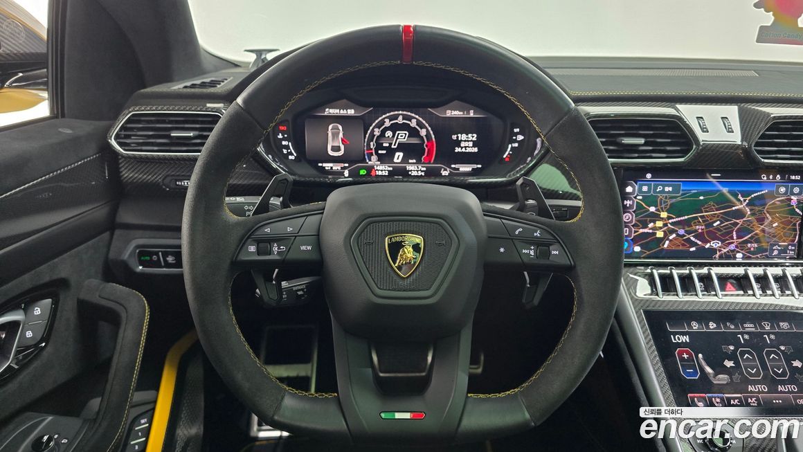 Lamborghini Urus 2024
