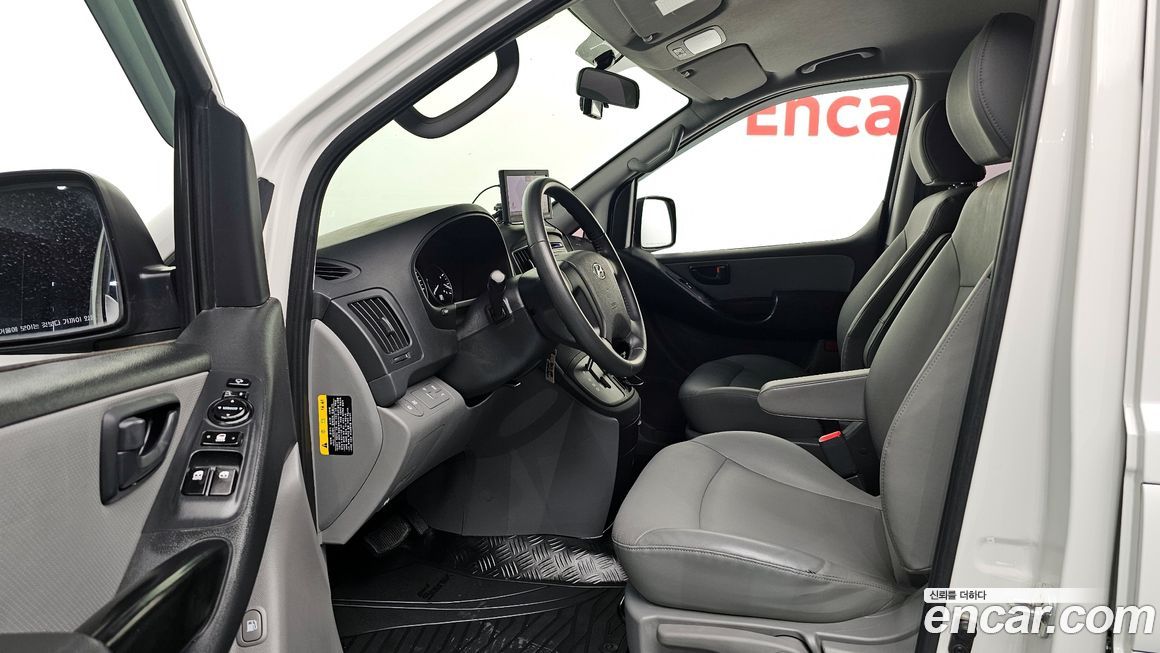 Hyundai Starex 2020