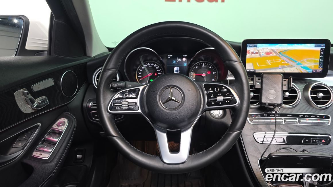 Mercedes-Benz C-Class 2019