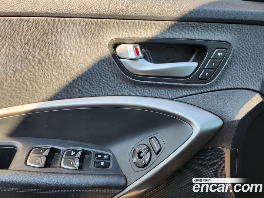 Hyundai Santafe 2016