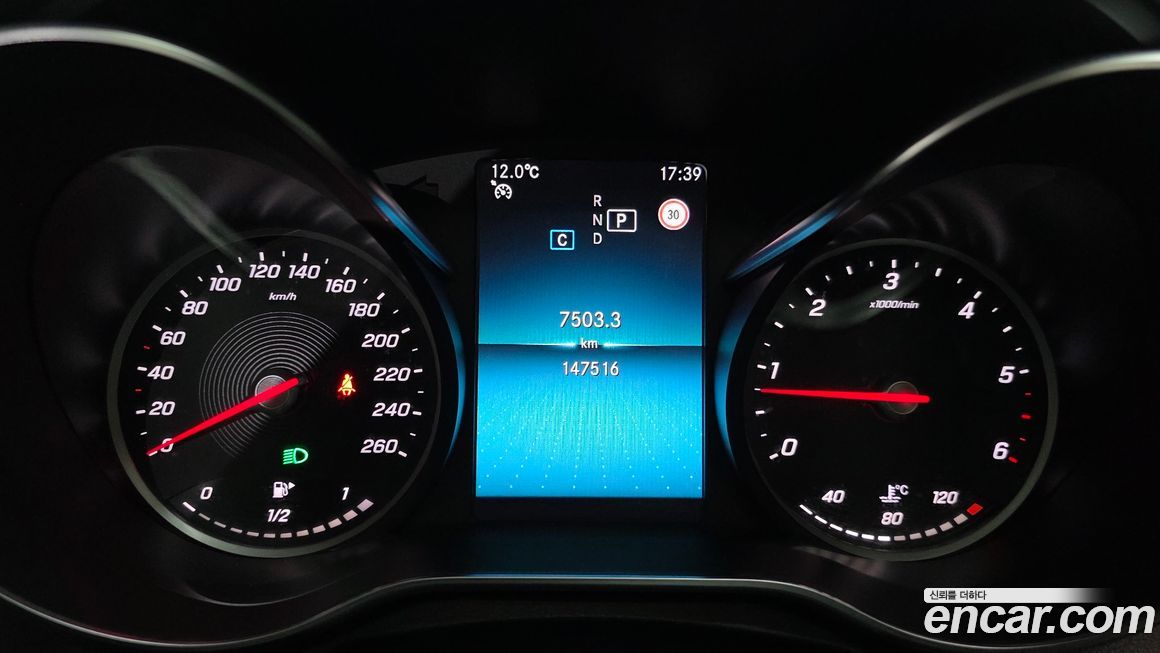 Mercedes-Benz C-Class 2019