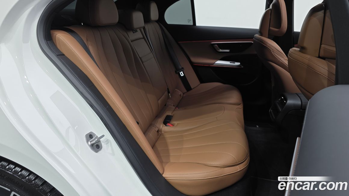 Mercedes-Benz E-Class 2026