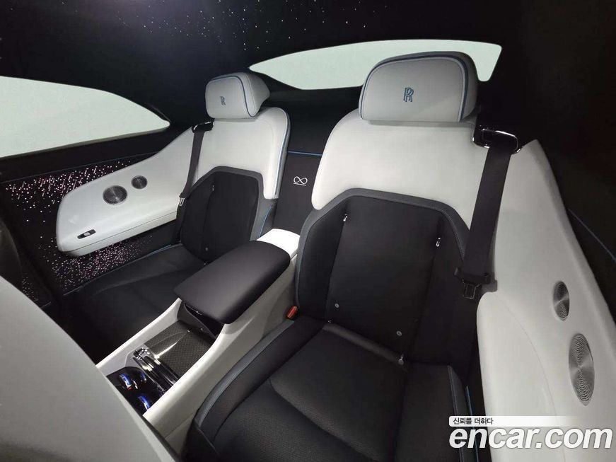 Rolls-Royce Spectre 2025