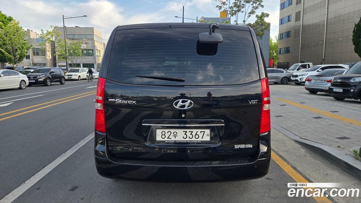 Hyundai Starex 2021