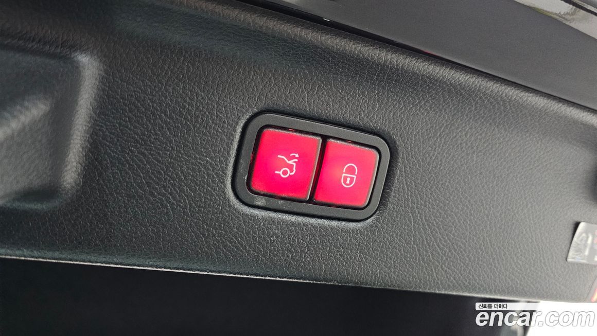 Mercedes-Benz S-Class 2023