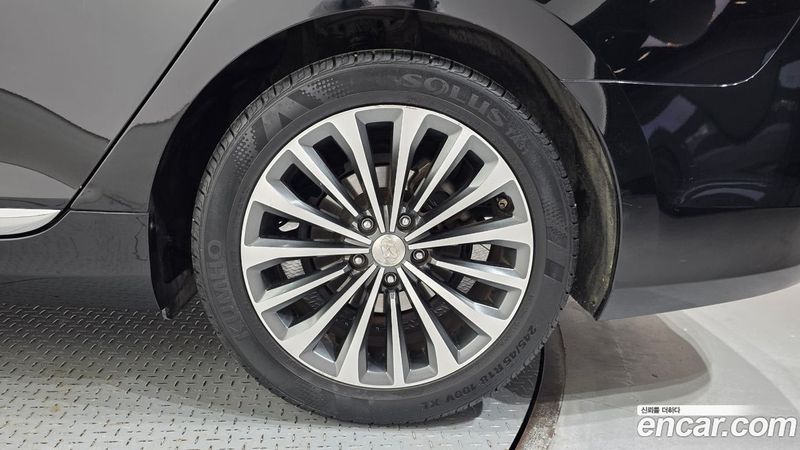 Hyundai Grandeur 2013