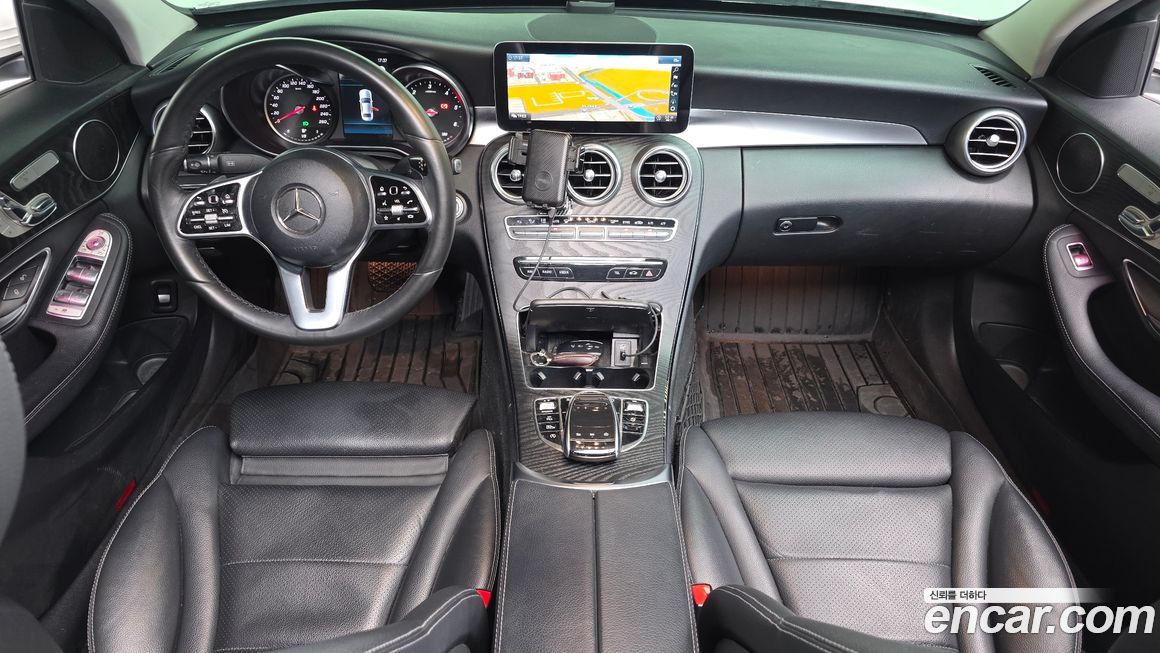 Mercedes-Benz C-Class 2019