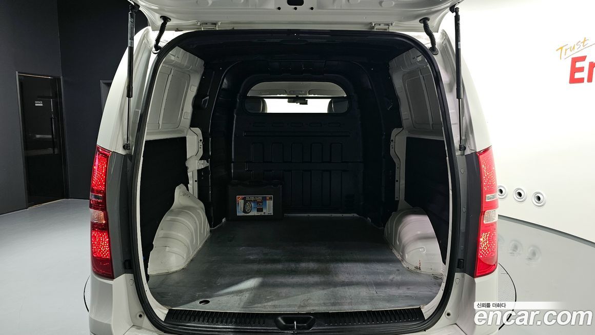 Hyundai Starex 2020