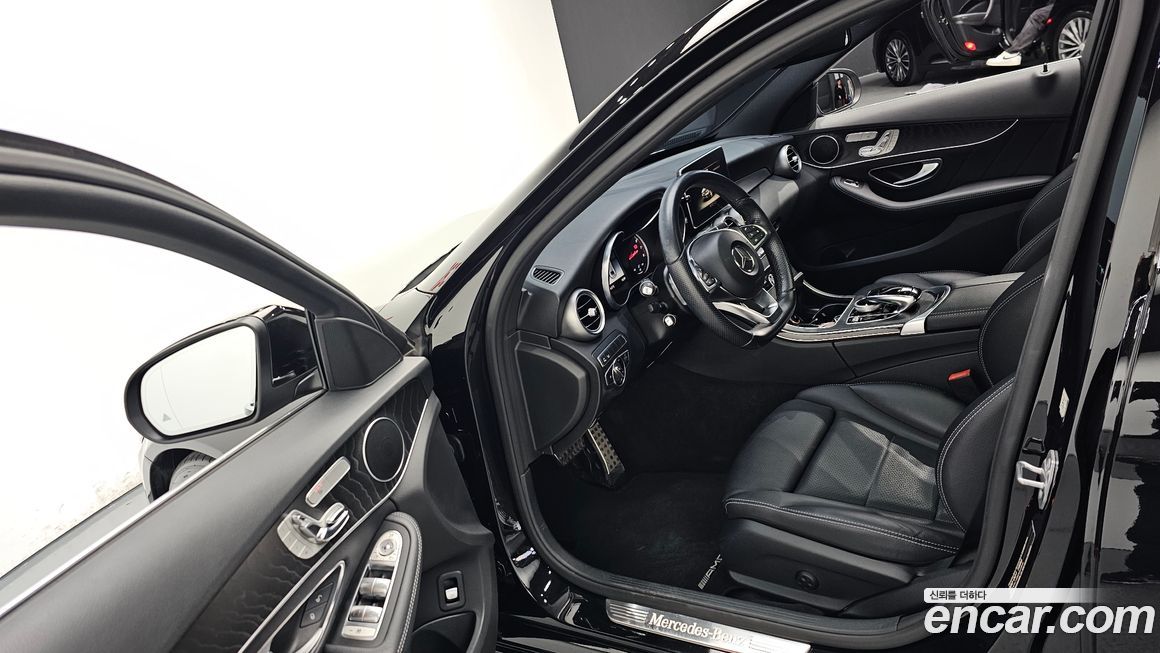 Mercedes-Benz C-Class 2017