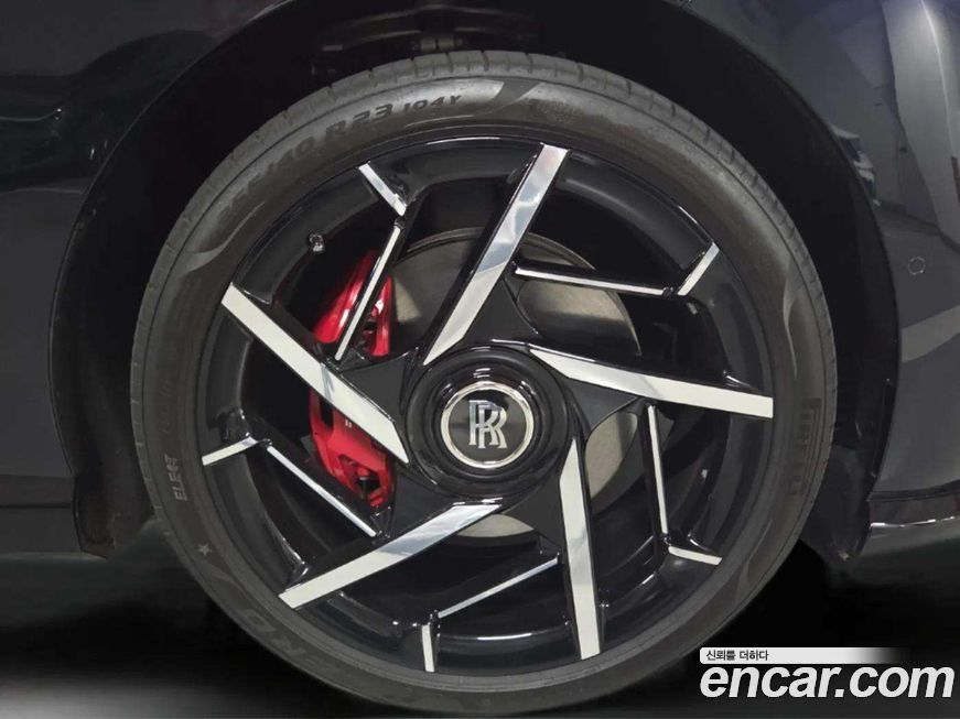 Rolls-Royce Spectre 2025