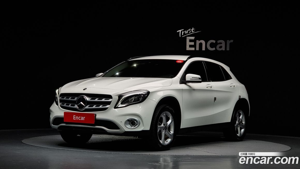 Mercedes-Benz GLA-Class 2018