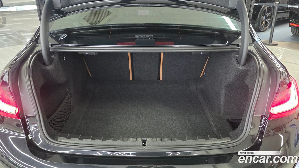 BMW 3-Series 2024