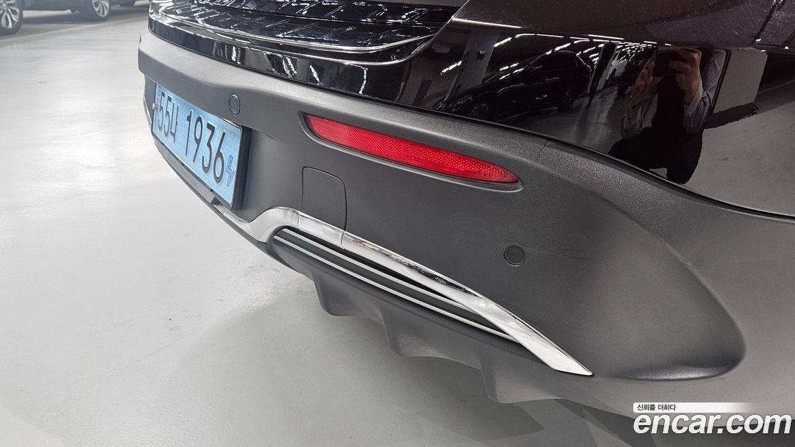 Mercedes-Benz EQB 2023