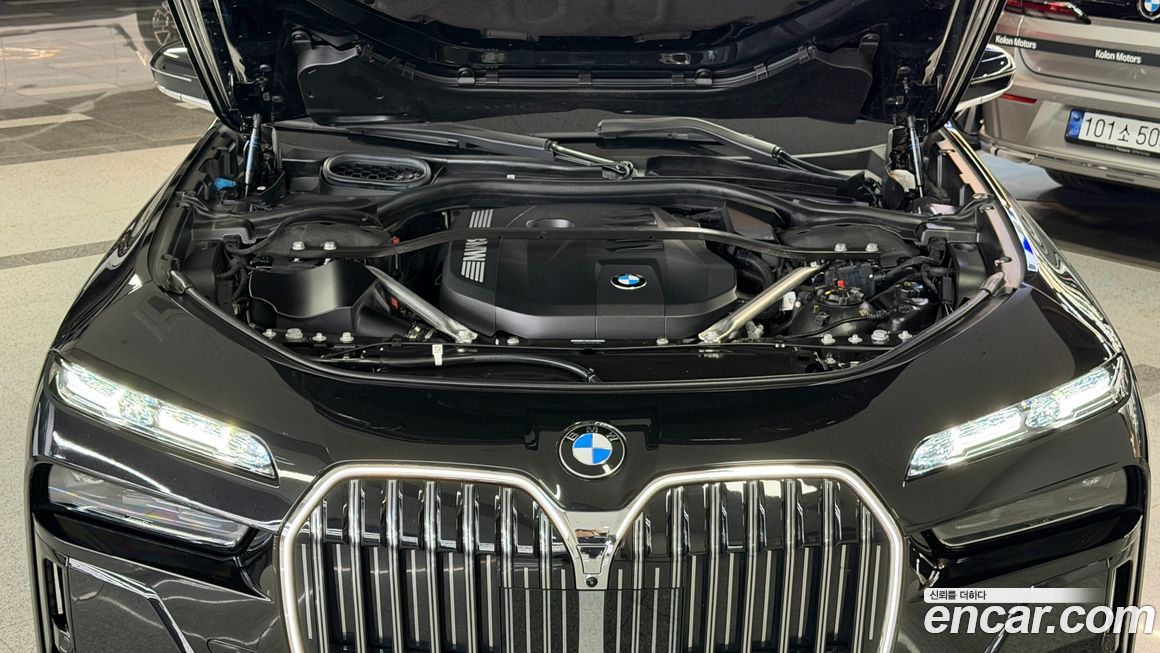 BMW 7-Series 2025