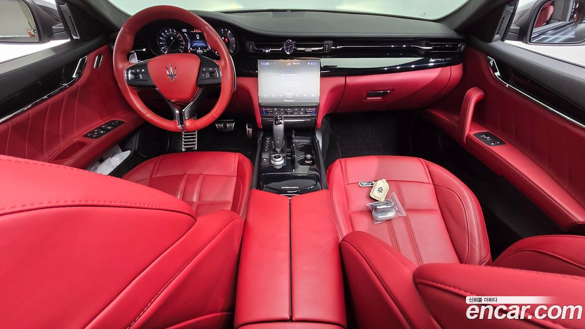 Maserati Quattroporte 2022