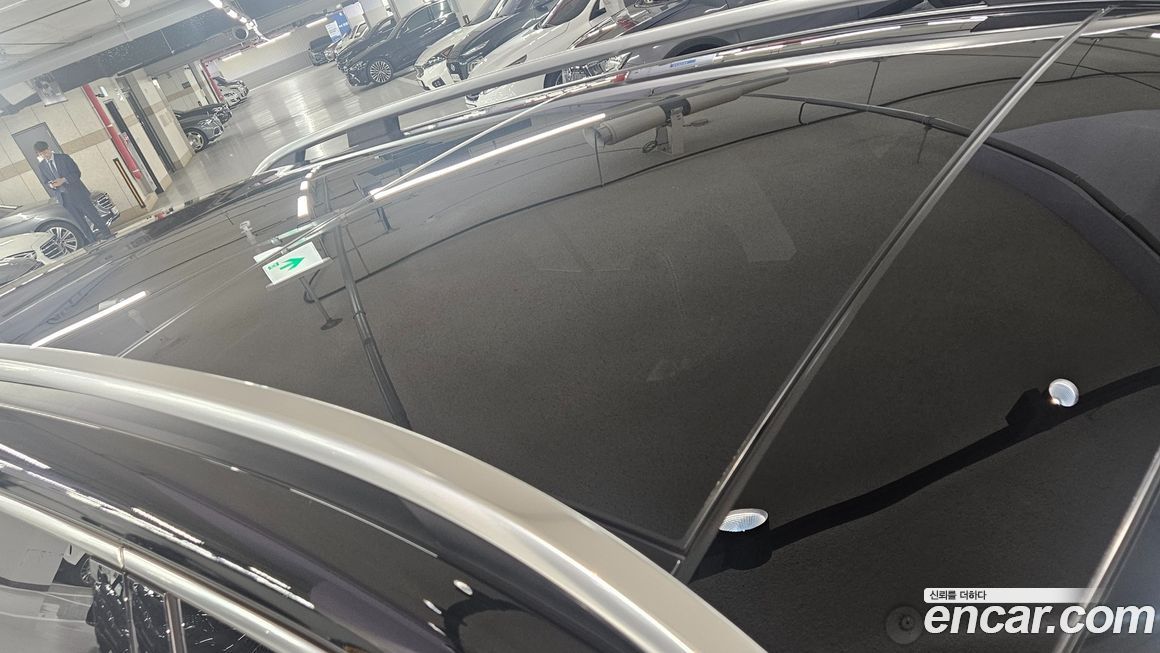 Mercedes-Benz EQB 2023