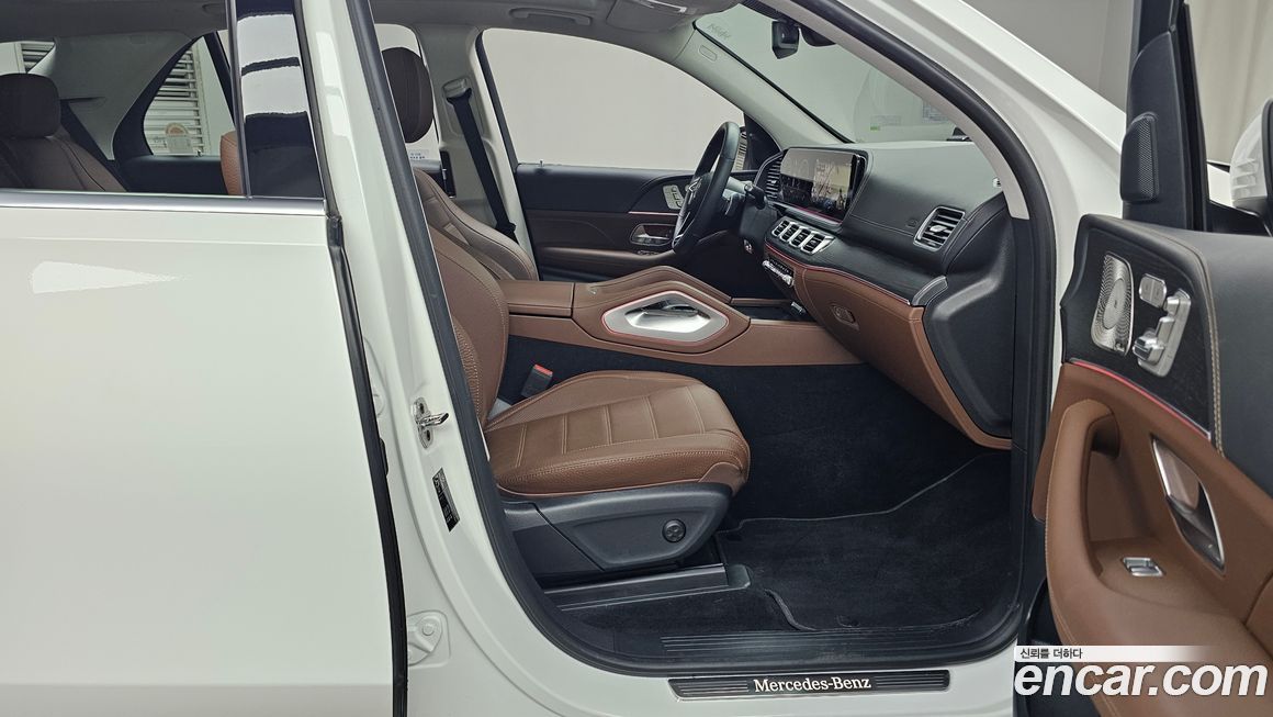 Mercedes-Benz GLE-Class 2025