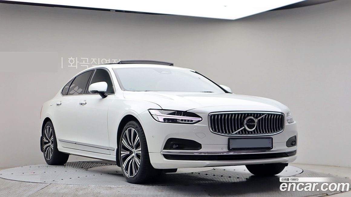 Volvo S90 2023