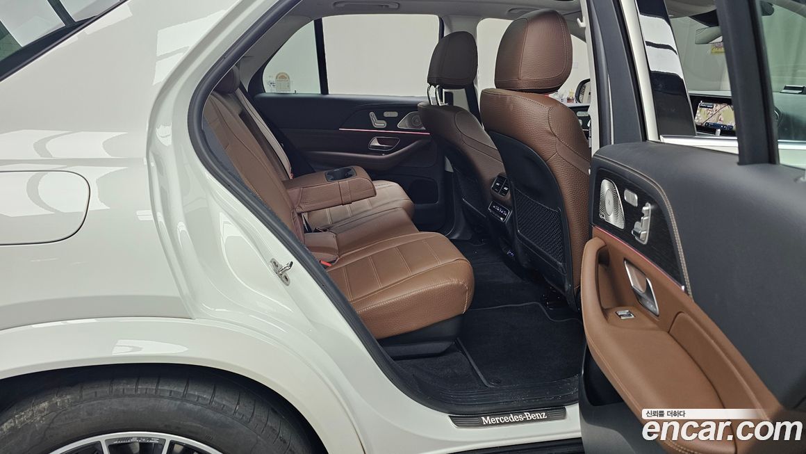 Mercedes-Benz GLE-Class 2025