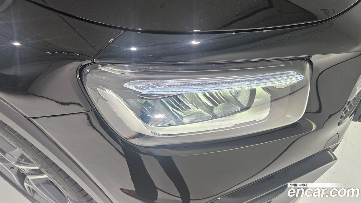 Mercedes-Benz GLB-Class 2026