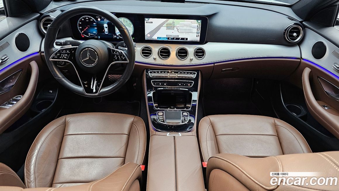 Mercedes-Benz E-Class 2021