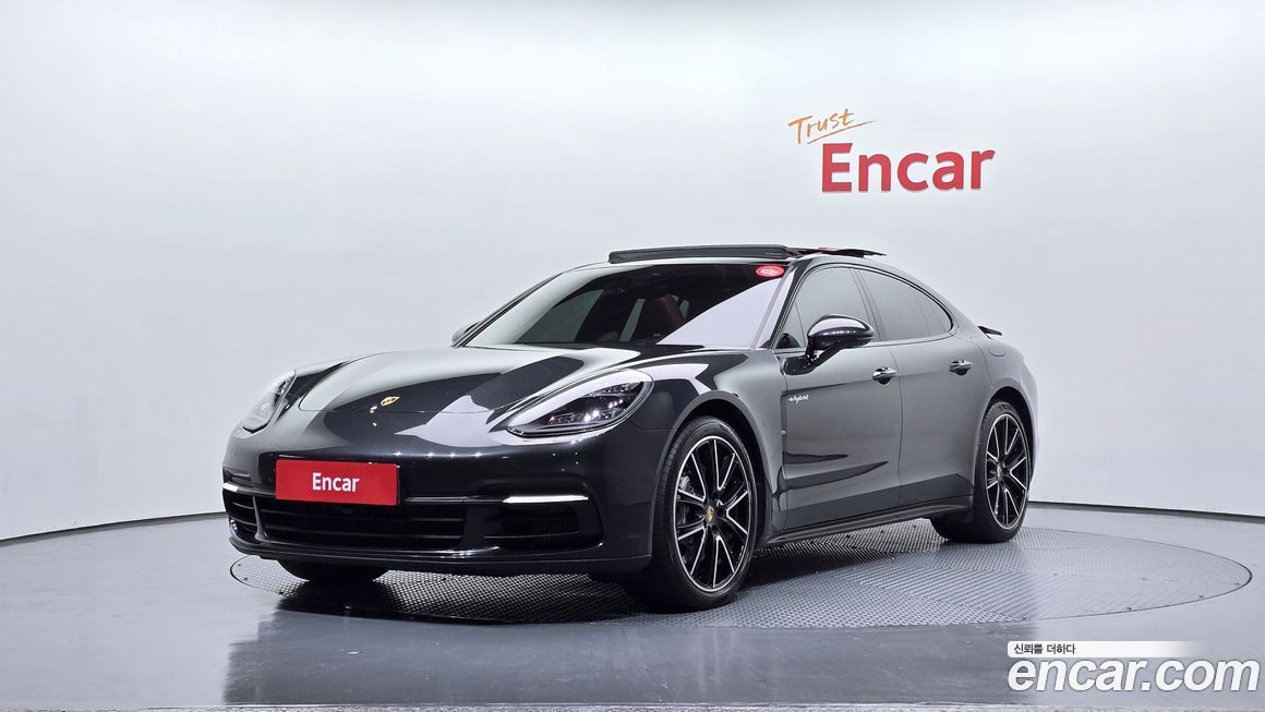 Porsche Panamera 2019