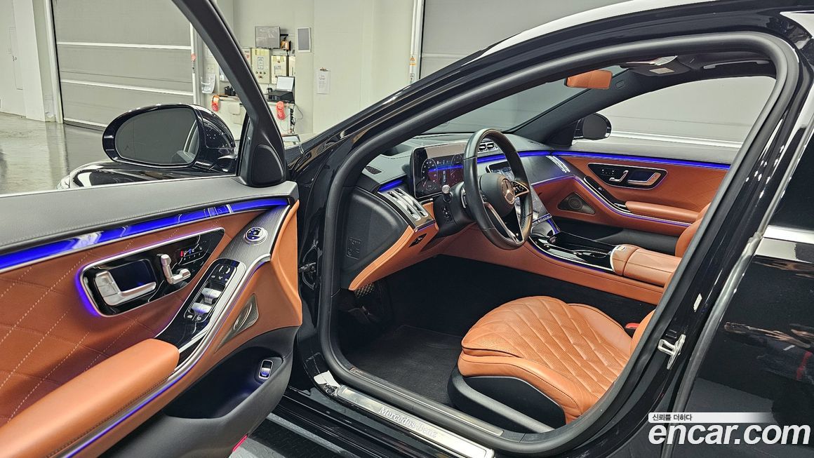 Mercedes-Benz S-Class 2023