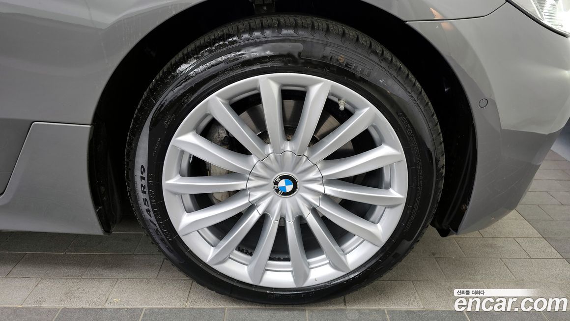 BMW Gran Turismo 2021
