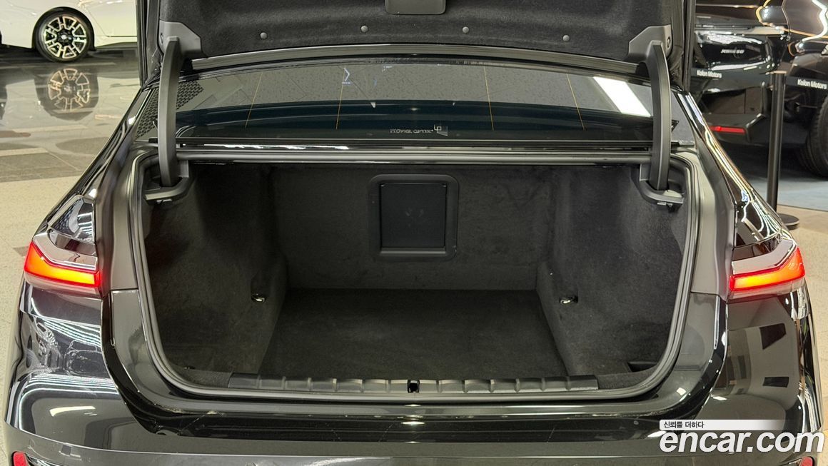 BMW 7-Series 2025