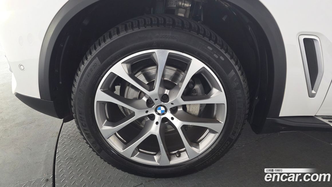 BMW X5 2019