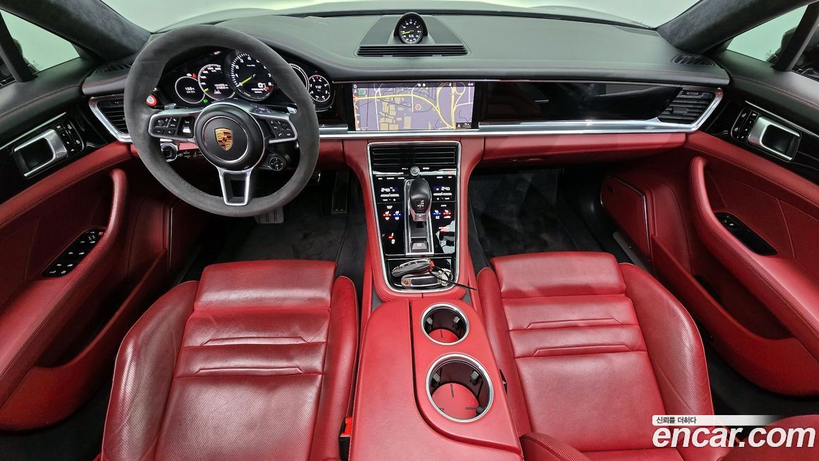 Porsche Panamera 2019